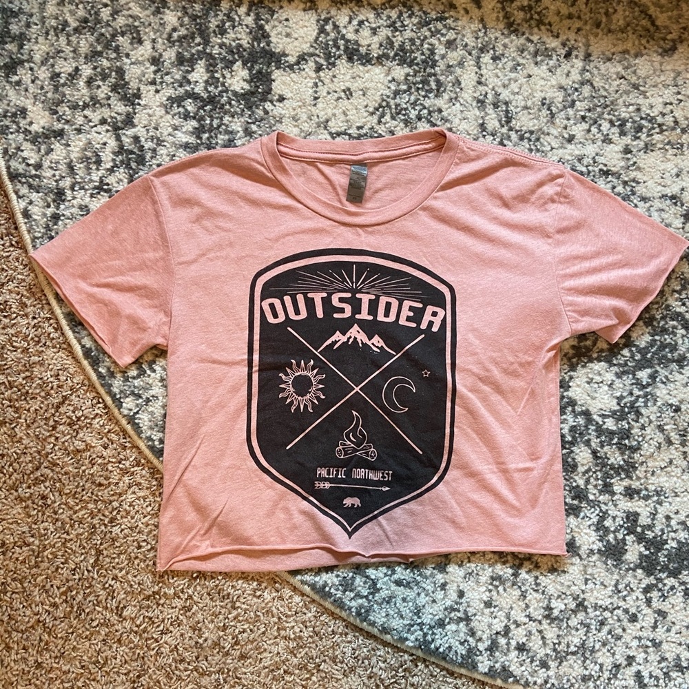 🌟3 for $15🌟 PNW love hiking crop top